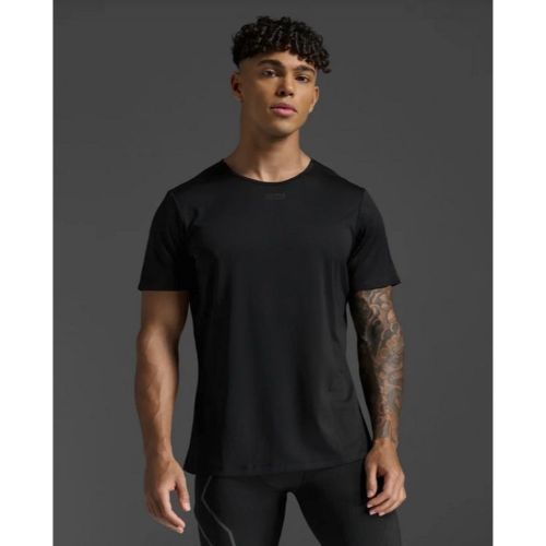 2XU Mens Light Speed Tech Tee Black/Black Reflective