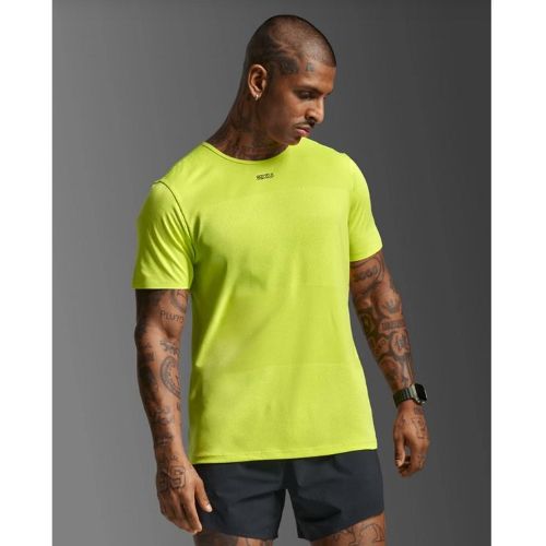2XU Mens Light Speed Tech Tee Volt/Black Reflective