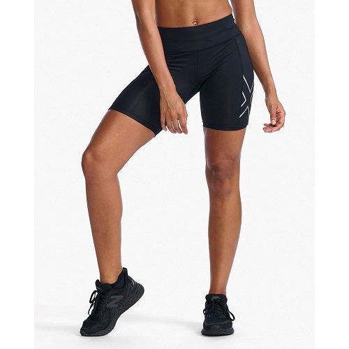 2XU Womens Aero Mid Rise 6 Inch Shorts Black/Silver Reflective