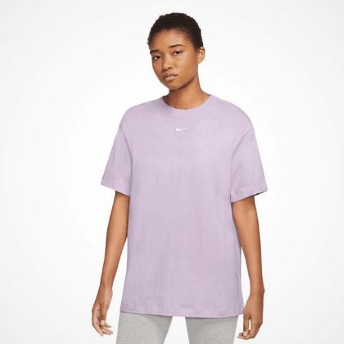 Nike Womens Sportswear Boyfriend Tee Doll/White