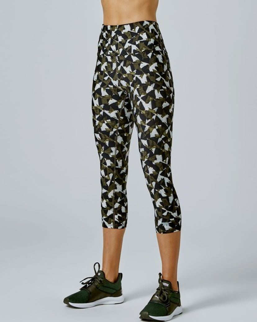 Running Bare Womens Fight Club 3/4 Tight Halsey